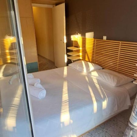 Warm Cozy & Quiet Apartment Athens Exterior photo