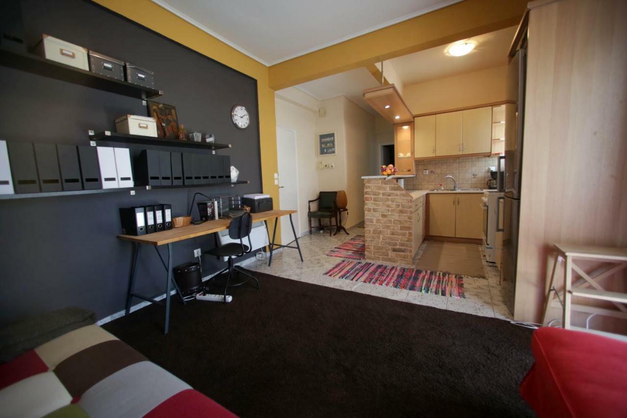 Warm Cozy & Quiet Apartment Athens Exterior photo