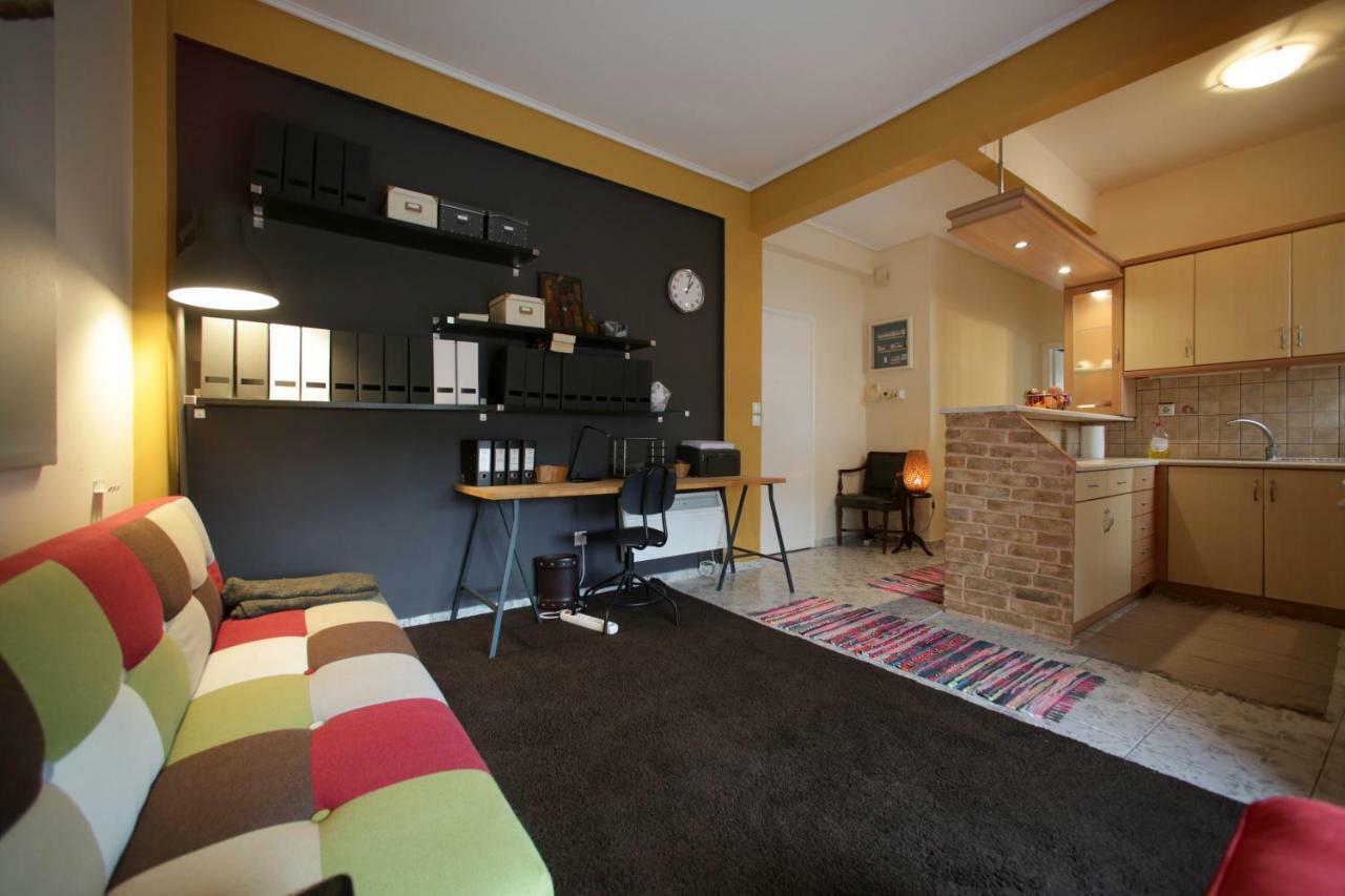 Warm Cozy & Quiet Apartment Athens Exterior photo