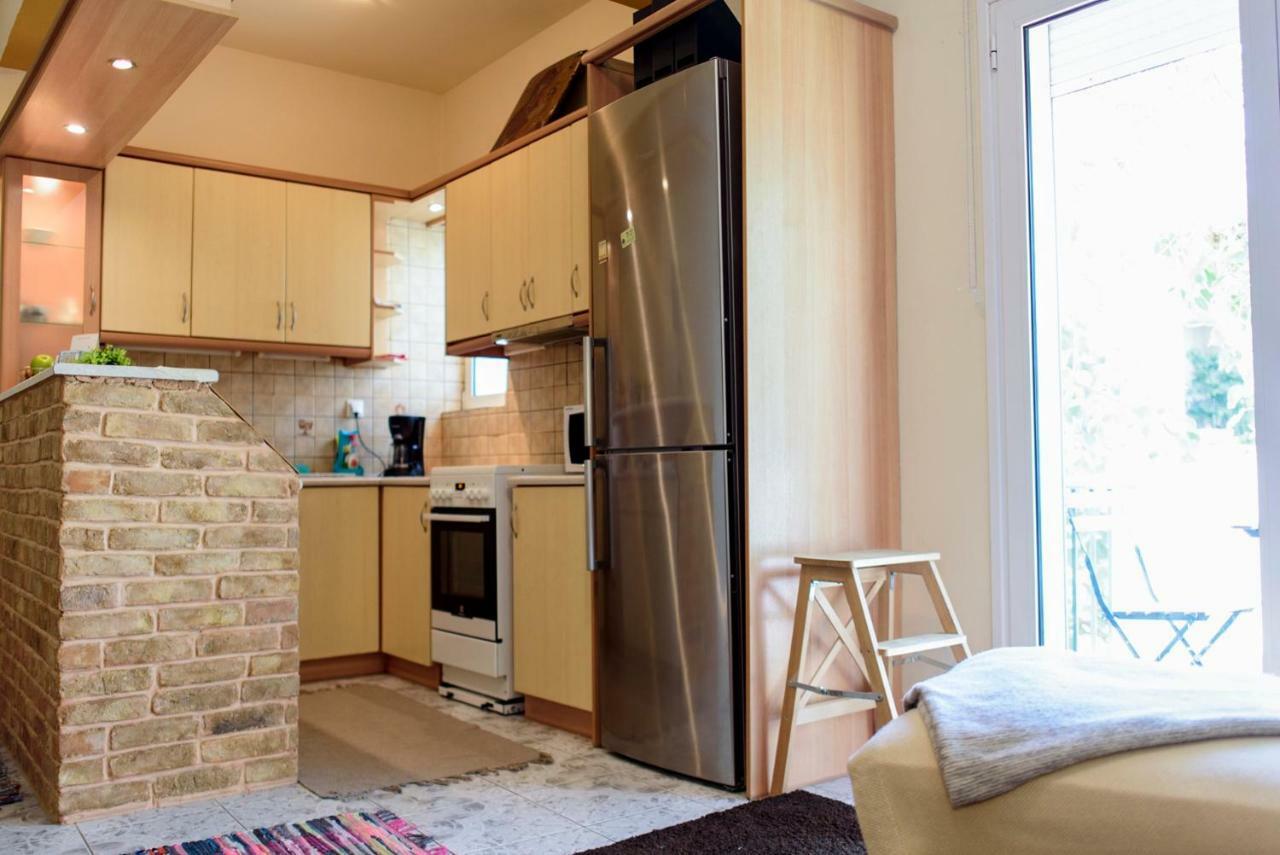 Warm Cozy & Quiet Apartment Athens Exterior photo